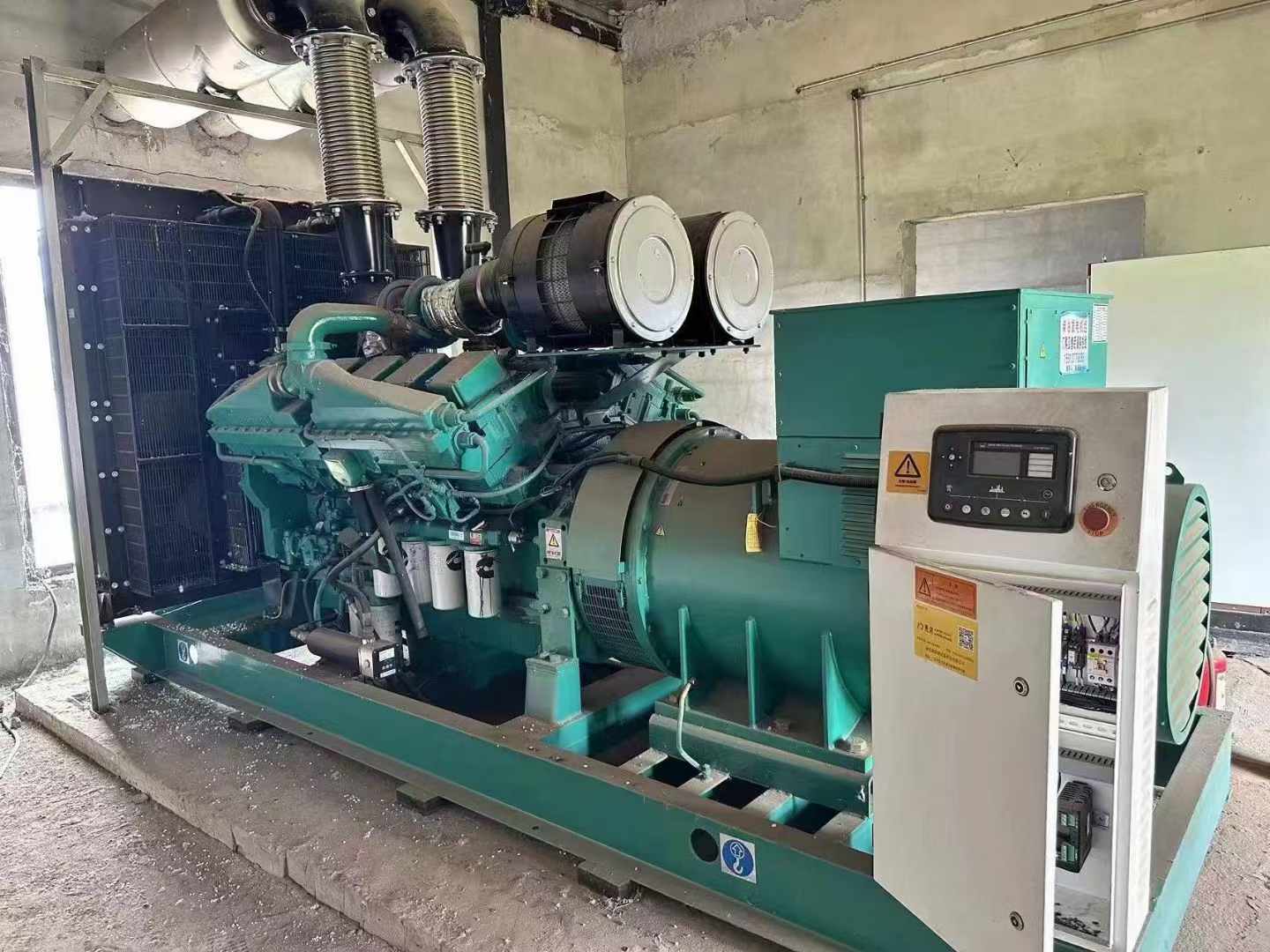 淮滨无功补偿装置的性能评估需要考虑哪些因素？